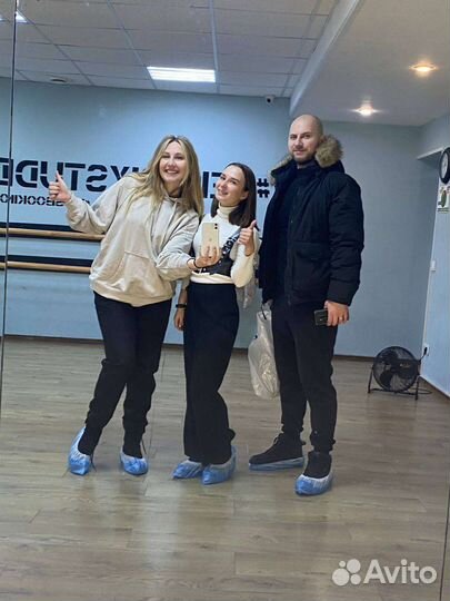 Постановка свадебного танца оффлайн и онлайн