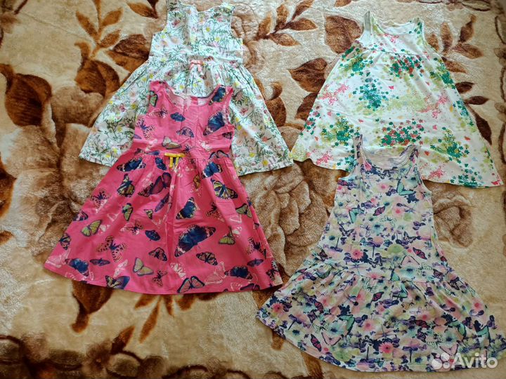 Одежда для девочек двойняшек на 128-134