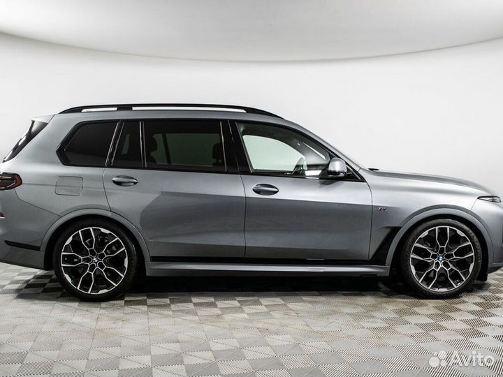 BMW X7 3.0 AT, 2023, 553 км