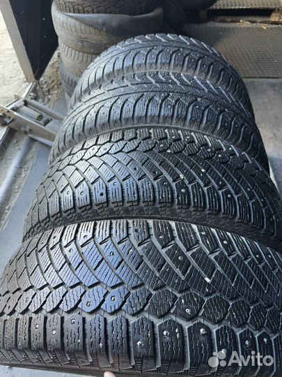 Continental ContiIceContact 235/65 R17