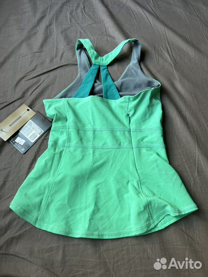 Продам новую теннисную одежду оригинал nike