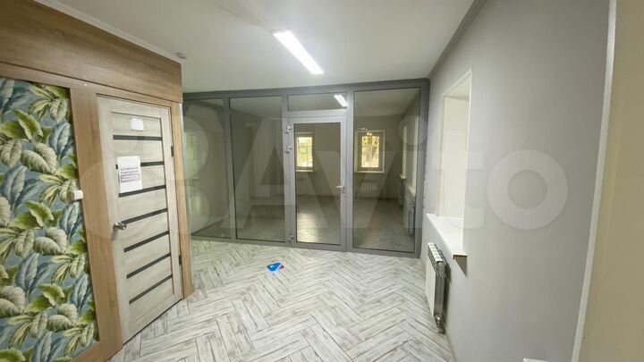 Здание, 650 м²