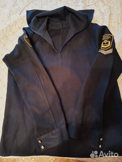 Свитер форменный