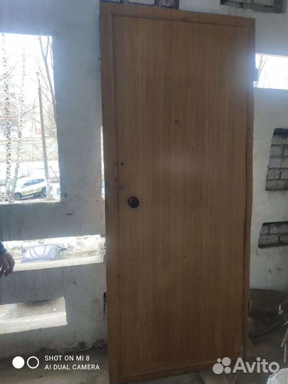 Дверь входная металлическая