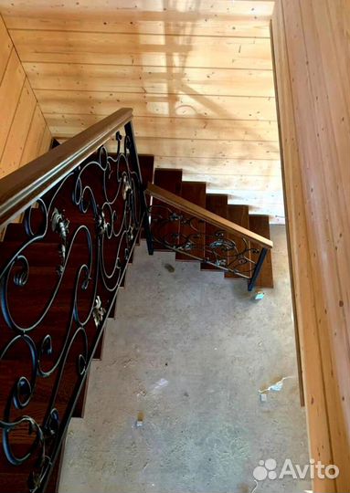 Лестница винтовая с монтажем