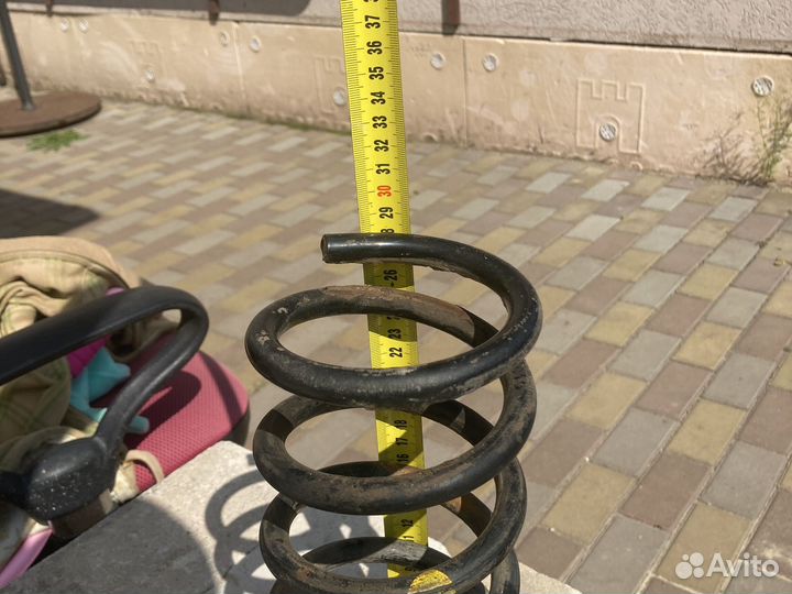 Пружина задняя ссан енг актион нью