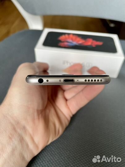 iPhone 6S, 16 ГБ