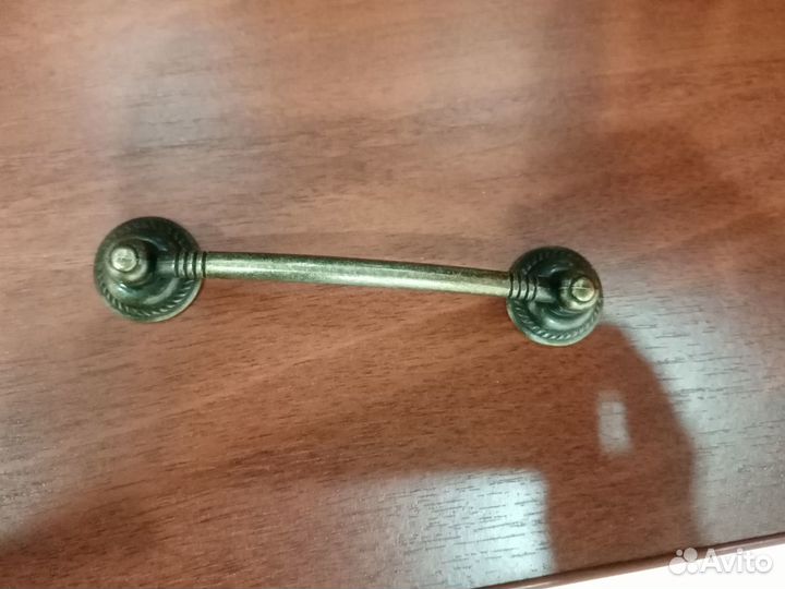 Мебельные ручки