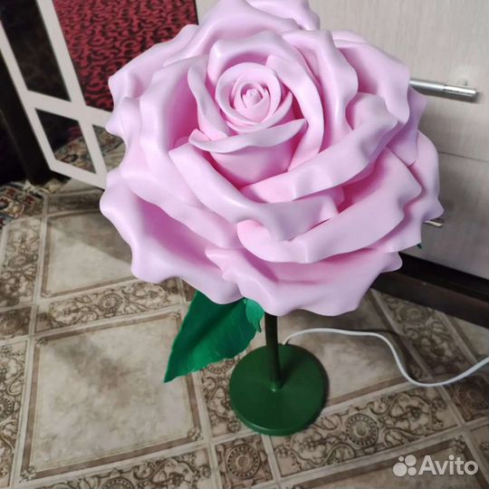 Светильник роза из изолона