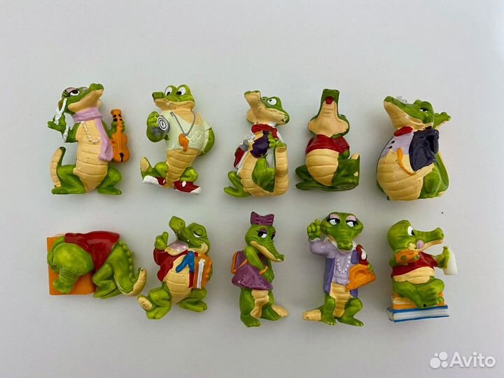 Kinder surprise игрушки