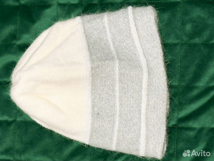 Шапка женская вязаная