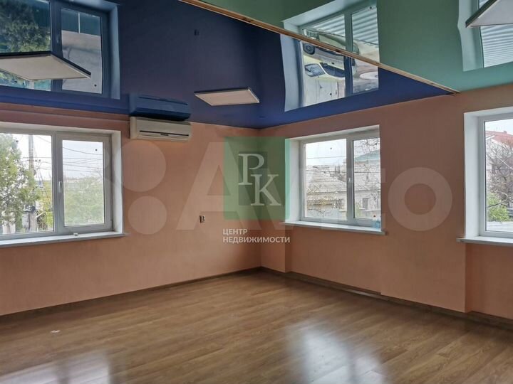 Помещение 33,5 м2 с арендатором на Пр. Победы