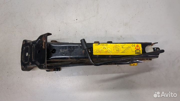 Домкрат Ford Fiesta, 2008