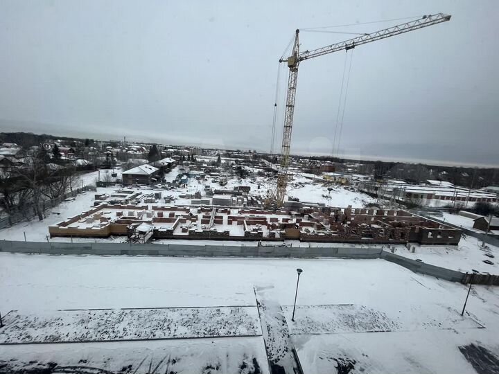 2-к. квартира, 72,7 м², 8/8 эт.