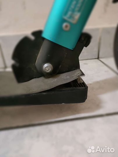 Самокат городской 200mm roces взрослый