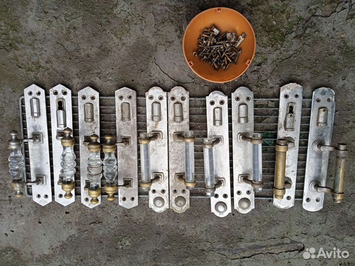 Старинные дверные ручки