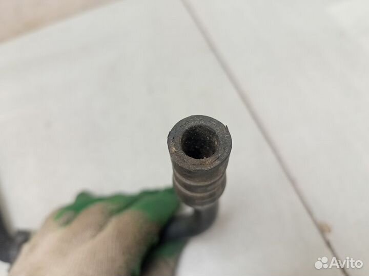 Патрубок картерных газов 059121107B