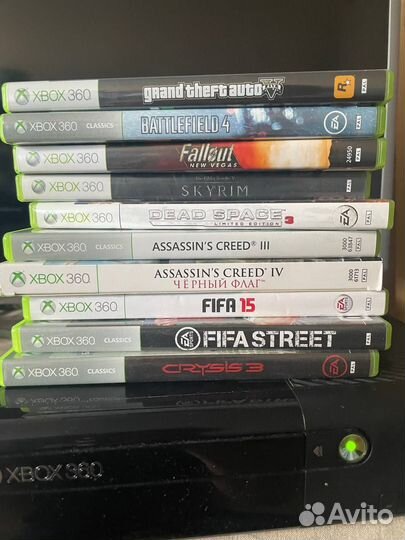 Игровая приставка Xbox 360