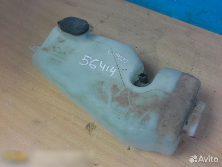 Бачок омывателя лобового стекла Renault Logan 2005