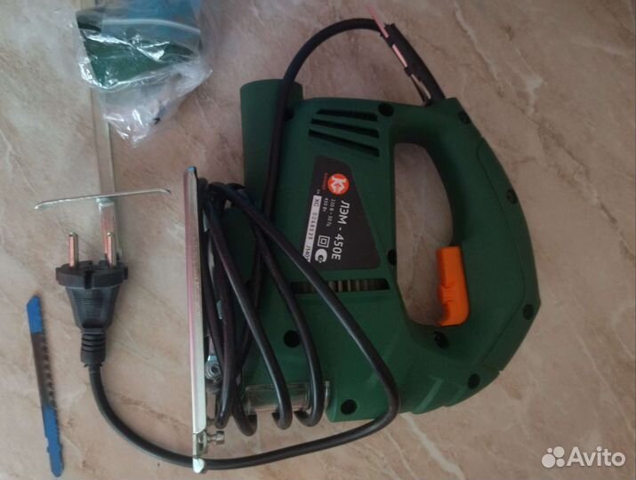 Лобзик маятниковый электрический новый