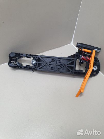 Кронштейн ручки задней правой Subaru XV G24