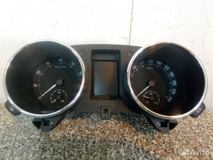 Щиток приборов Skoda Yeti Шкода Йети