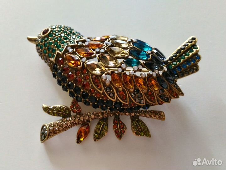 Дизайнерская брошь 
