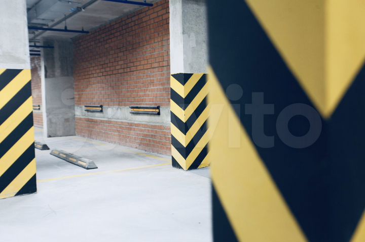 Машиноместо, 15 м²