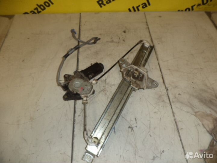 Стеклоподъемник задний правый Тойота Авалон Х10