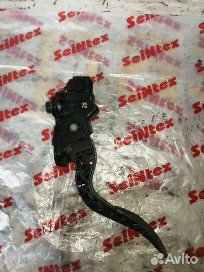 Педаль газа Mitsubishi lancer 10