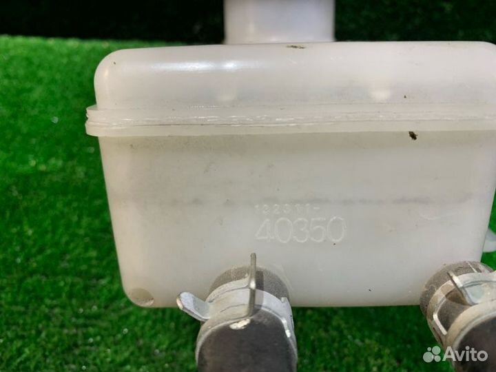 Главный тормозной цилиндр Toyota Ist NCP65 1NZ-FE