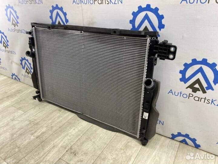 Радиатор охлаждения двигателя Mazda Cx-30