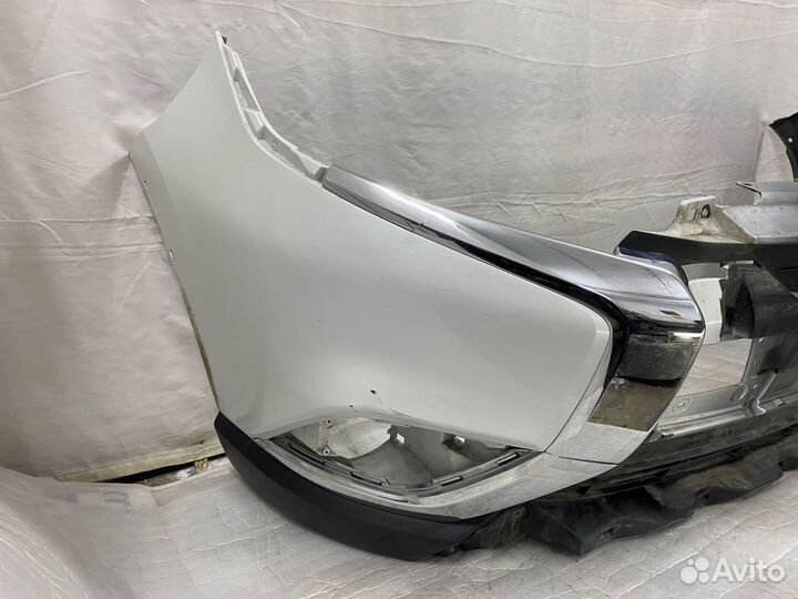 Бампер передний Mitsubishi Outlander 3