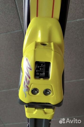 Горнолыжные ботинки atomic