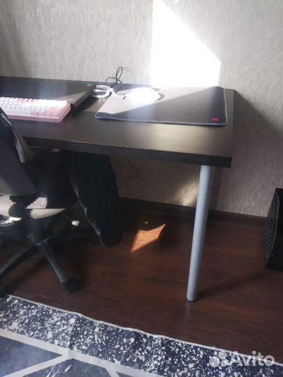 Письменный стол