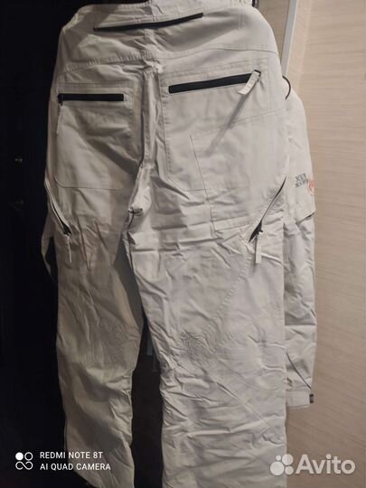 Горнолыжный костюм