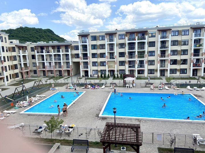 2-к. квартира, 65 м², 4/5 эт.