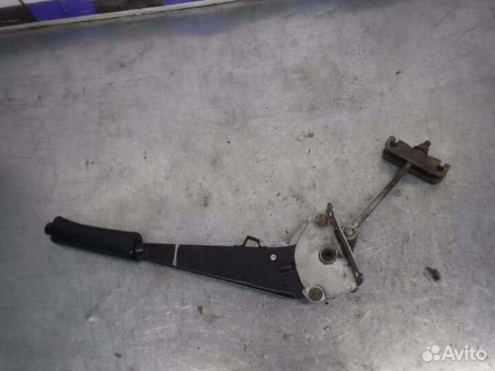 Ручник Лада Приора 126 2009