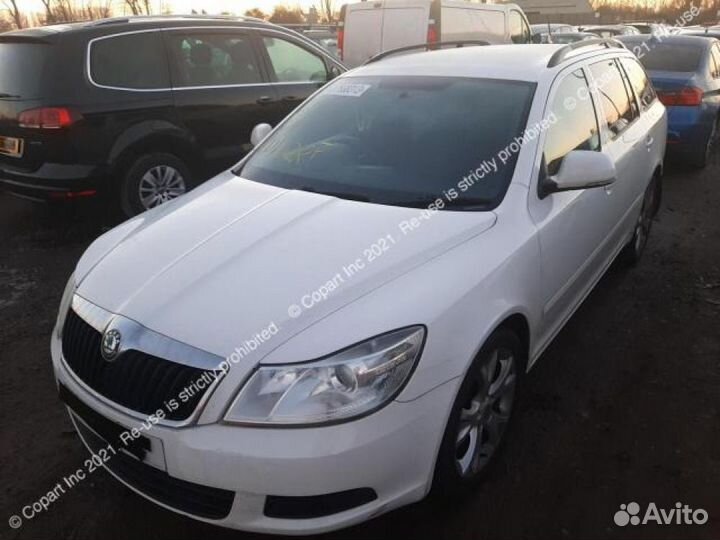 Стеклоподъемник задний левый Skoda Octavia A5