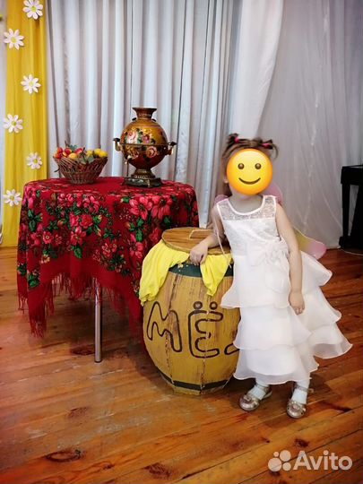 Нарядное платье для девочки