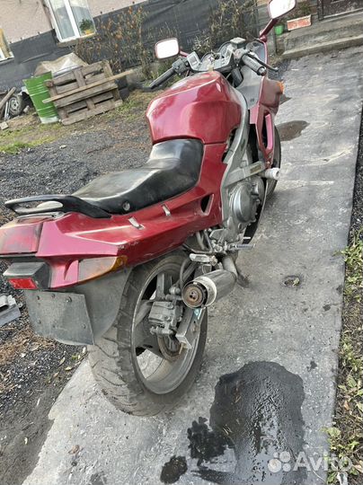 Кавасаки zzr400