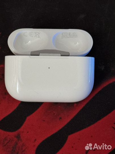 Кейс от AirPods Pro