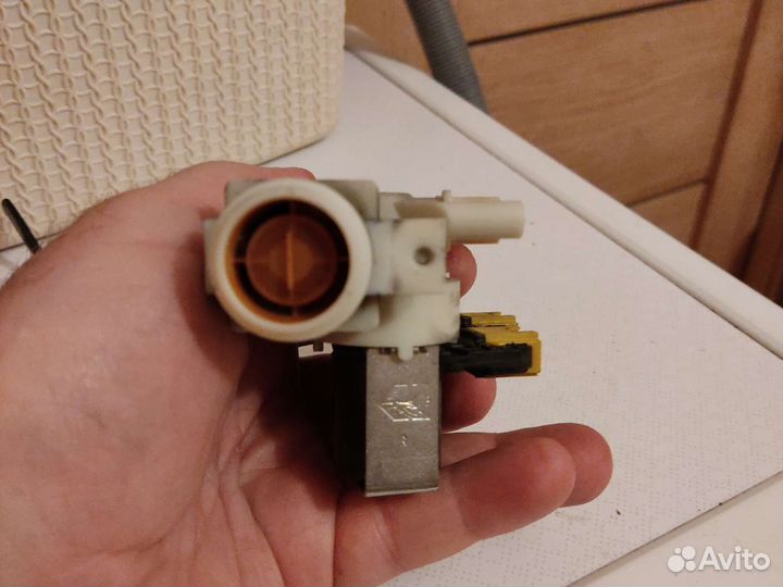 Клапан впускной для стиральной машины