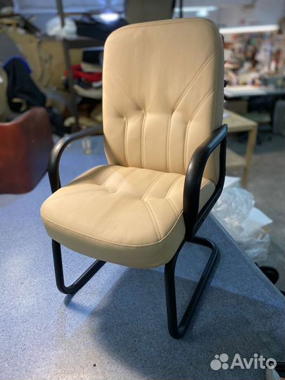 Кресло на полозьях