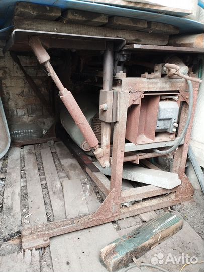 Циркулярная пила с фуганком