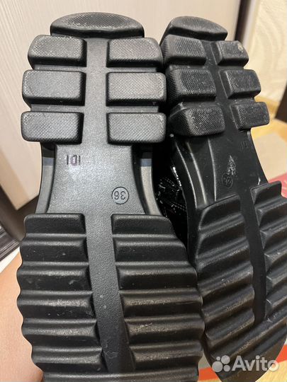 Полуботинки