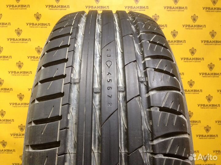 Nokian Tyres Hakka H 215/60 R16 99H