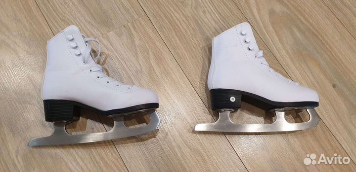 Коньки фигурные