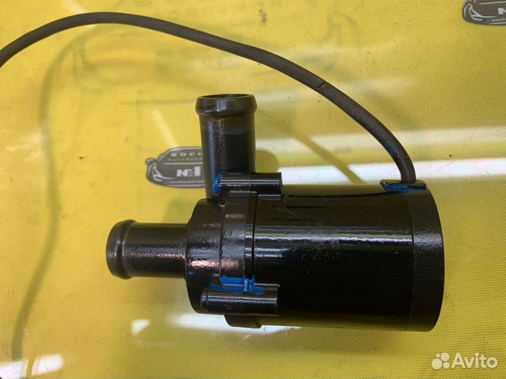 Насос циркуляции Volkswagen Phaeton Audi A8