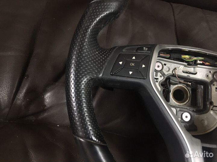 Рулевое колесо баранка для Мерседес W218 CLS218